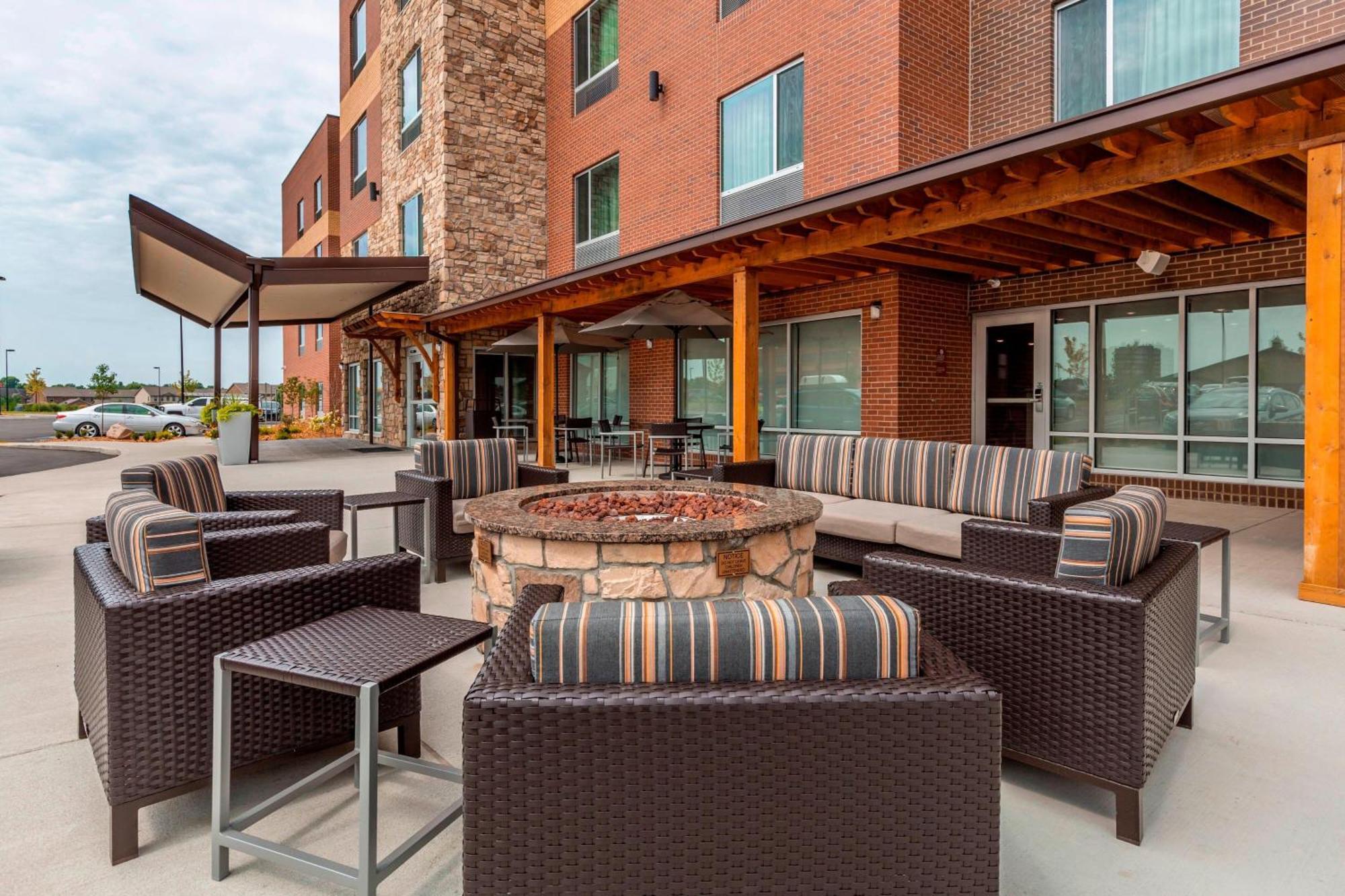 Towneplace Suites By Marriott Lexington Keeneland/Airport Exteriér fotografie